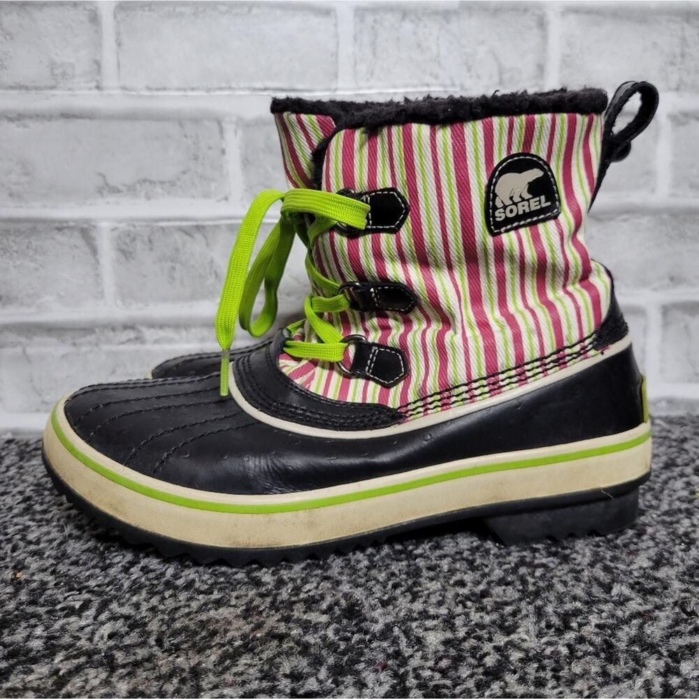 Sorel Purple & Green Striped Tivoli Snow Boots, size 6